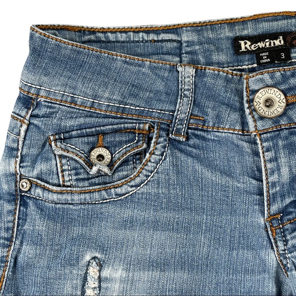 Rewind size 3 capri jeans rolled cuffs, button flap pockets, some distressing - Picture 4 of 14